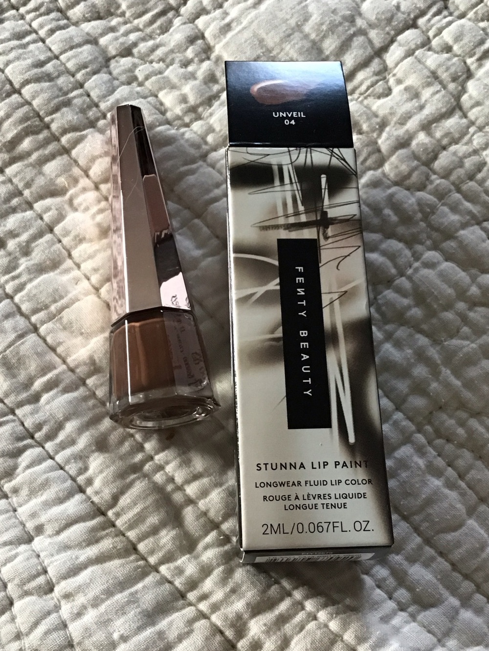 New Fenty Beauty Stunna Lip Paint Travel 0.67 fl oz Unveil 04 - Nude Brown Shade